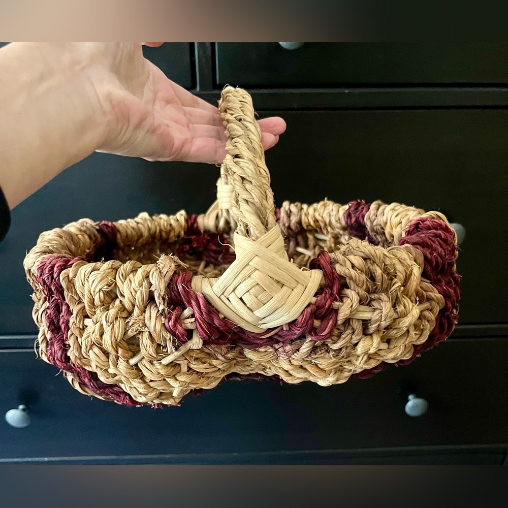 Hand Woven Butt Basket God’s Eye Amish Primitive Egg Gathering 11” Rustic